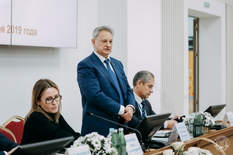 Ректоры тоже учатся