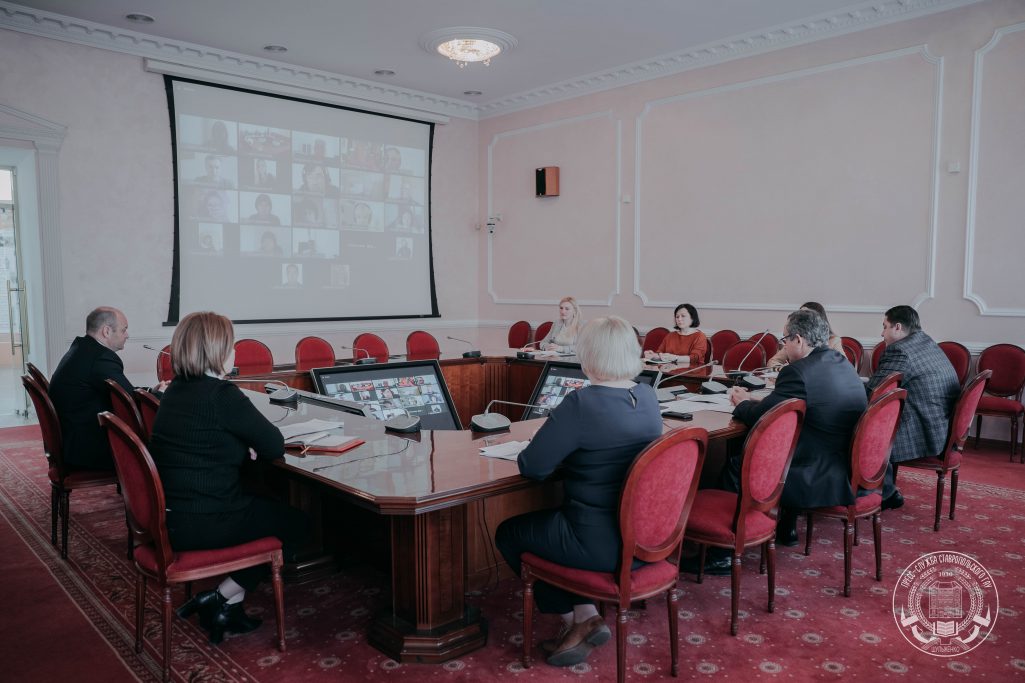Институт проходит аккредитацию